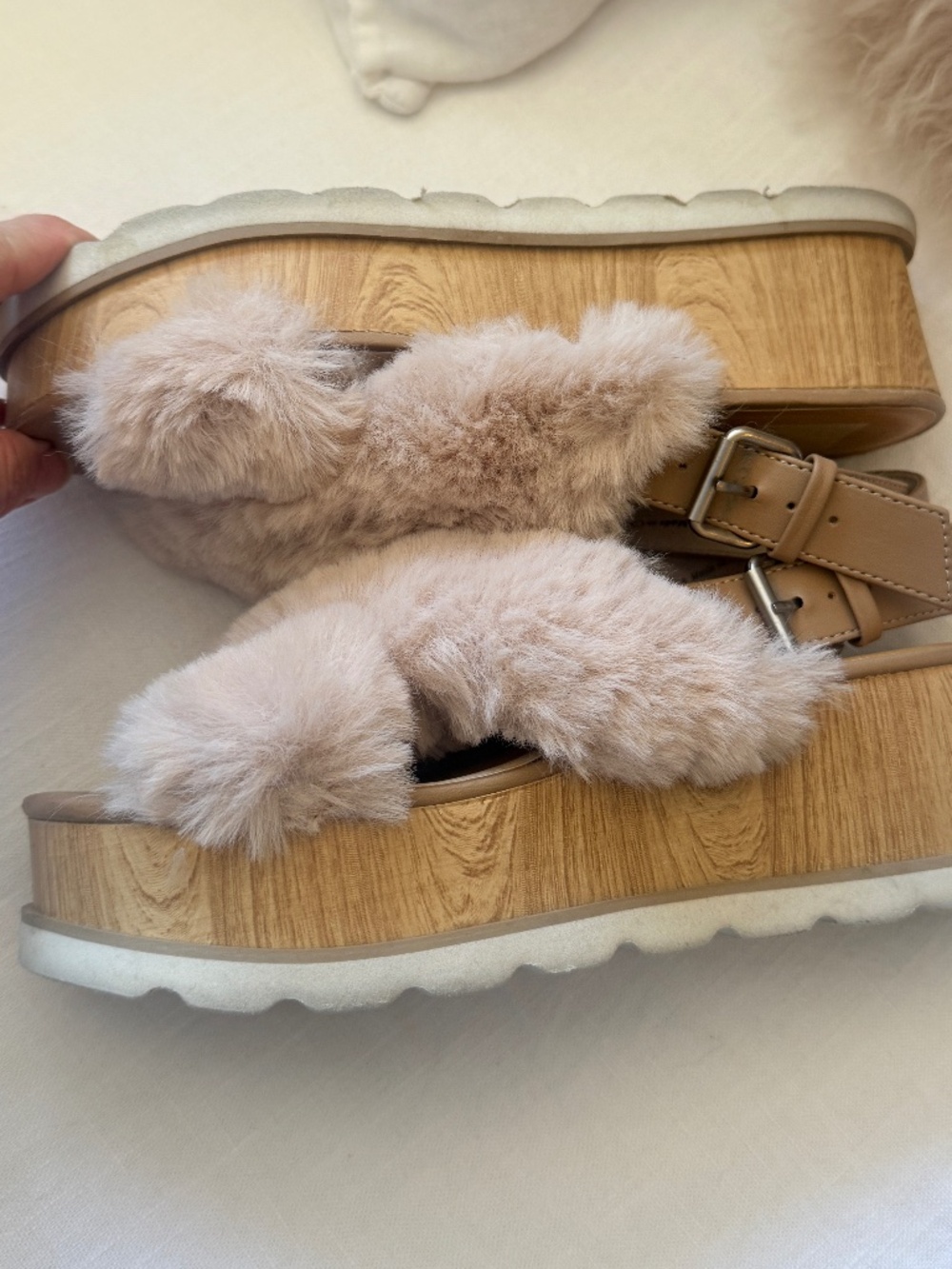 Dolce Vita Wedges - Picture 2 of 4